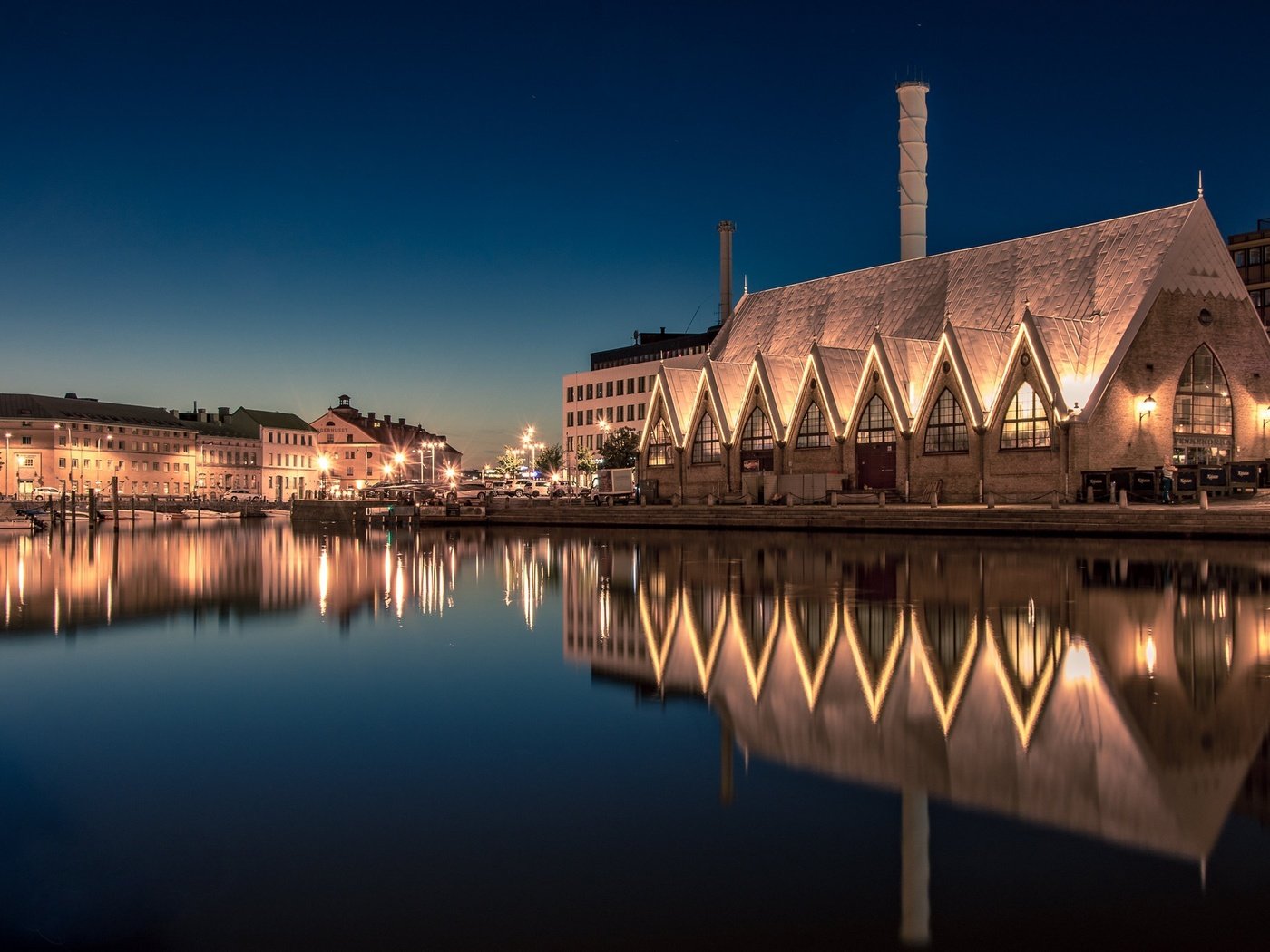 Обои огни, вечер, швеция, гётеборг, lights, the evening, sweden, gothenburg разрешение 2047x1394 Загрузить