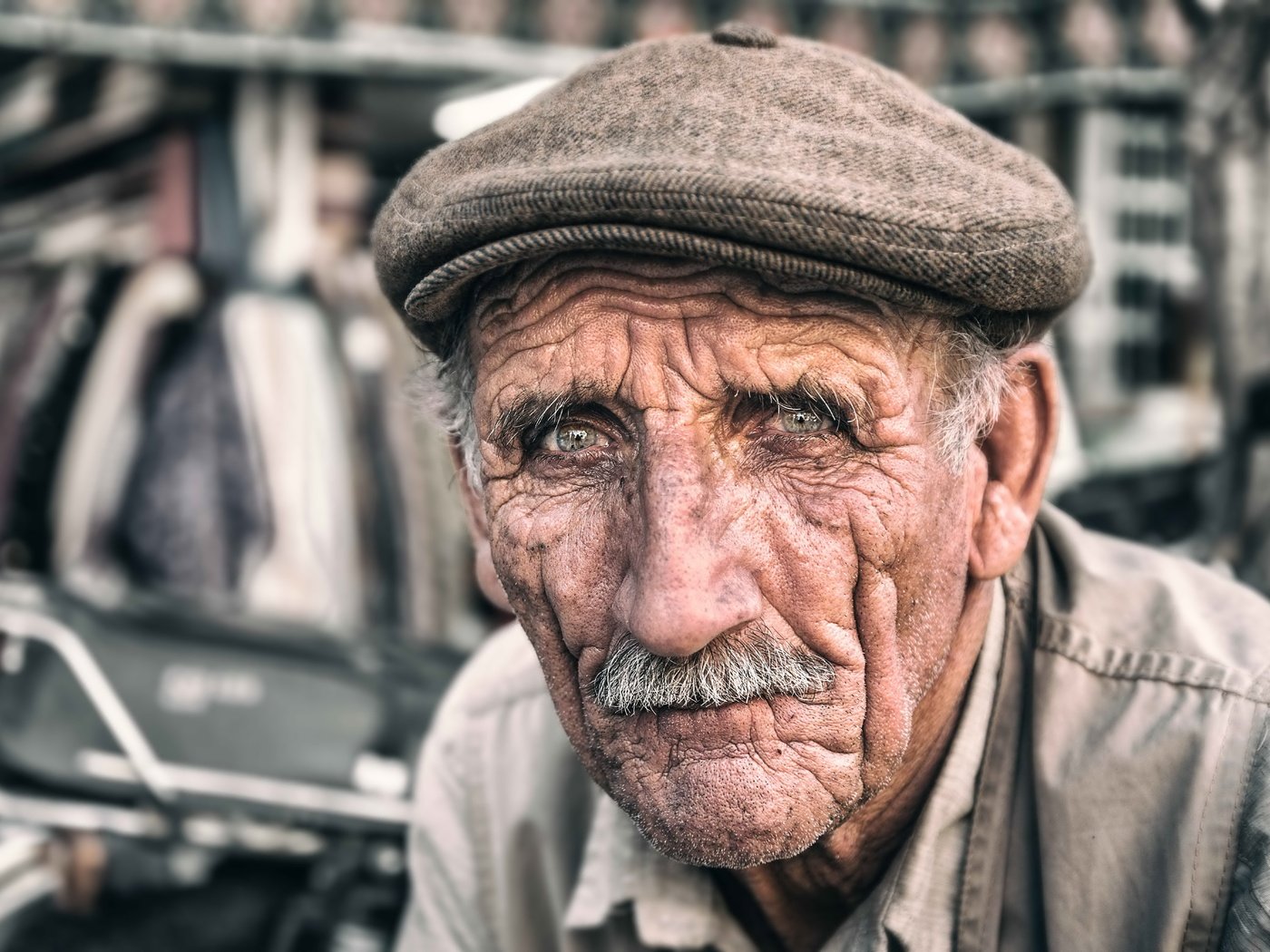 Обои портрет, лицо, мужчина, старик, иран, морщины, portrait, face, male, the old man, iran, wrinkles разрешение 6870x4580 Загрузить