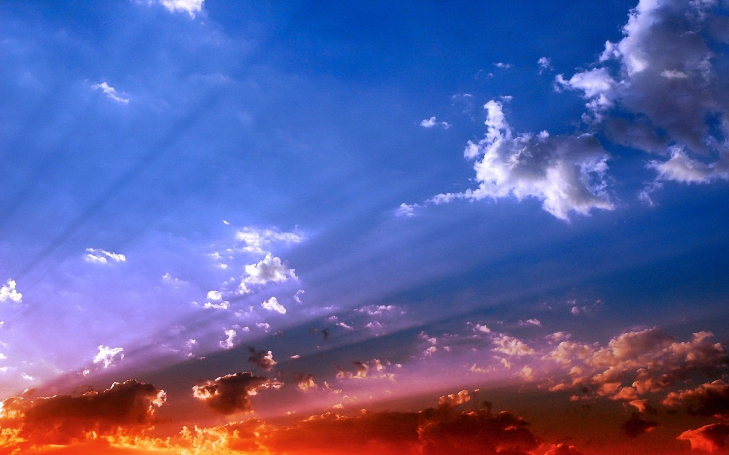 Обои небо, свет, облака, цвет, the sky, light, clouds, color разрешение 1920x1440 Загрузить