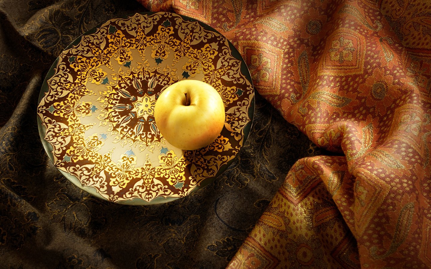 Обои ткань, яблоко, тарелка, чаша, желтое, натюрморт, скатерть, fabric, apple, plate, bowl, yellow, still life, tablecloth разрешение 3008x2000 Загрузить