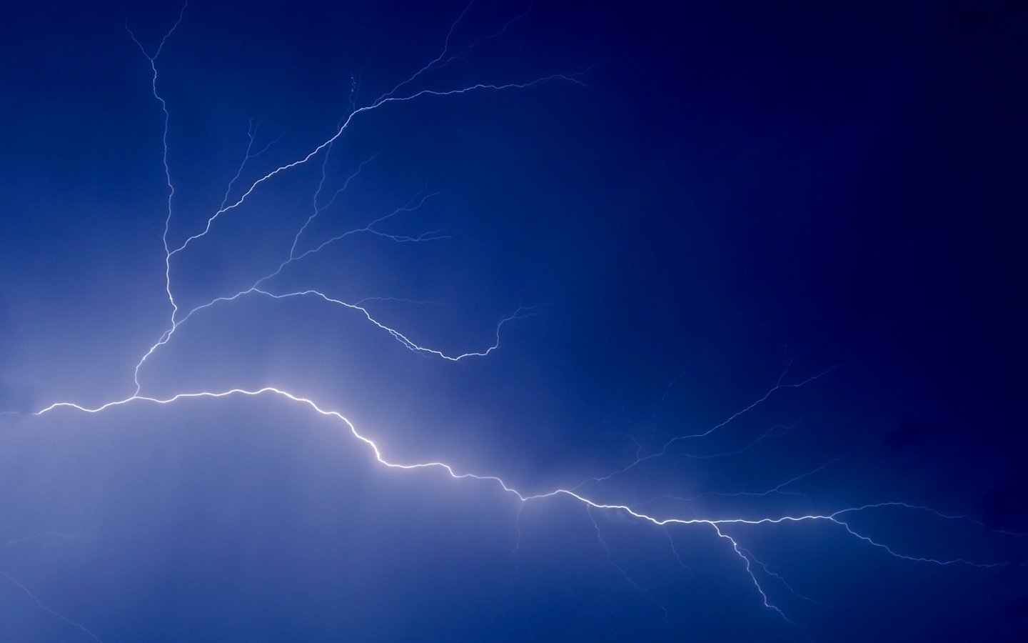 Обои небо, молния, разряд, the sky, lightning, category разрешение 2560x1600 Загрузить