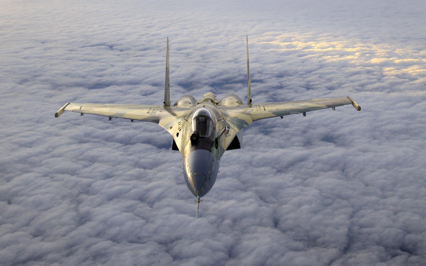 Обои облака, боевой самолет, clouds, combat aircraft разрешение 1920x1200 Загрузить
