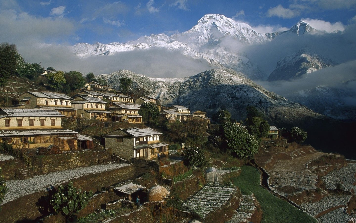 Обои гора, дома, аннапурна, гималаи, непал, mountain, home, annapurna, the himalayas, nepal разрешение 1920x1080 Загрузить