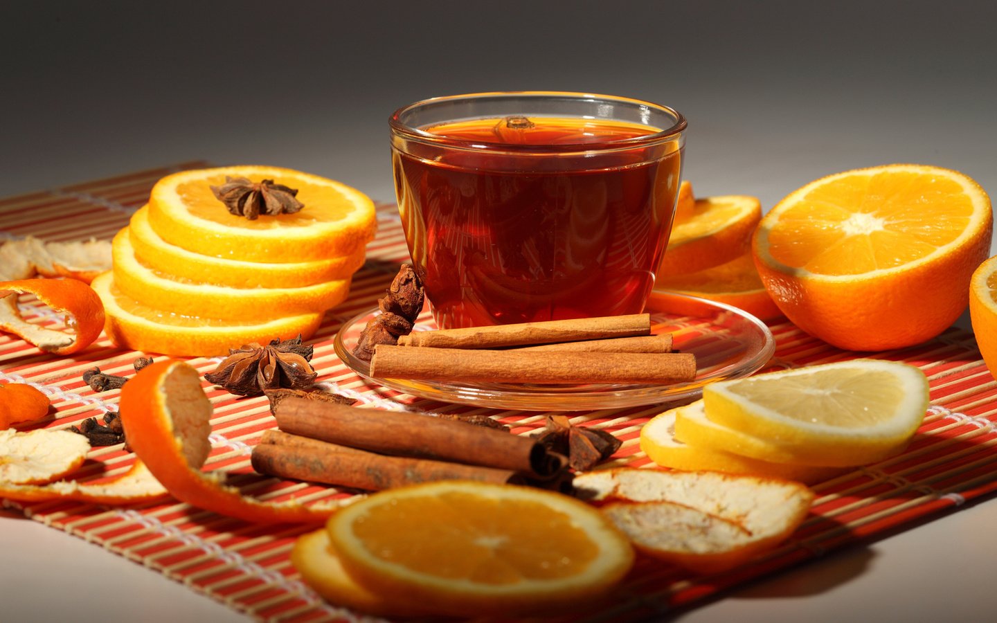 Обои корица, лимон, апельсин, чай, гвоздика, бадьян, cinnamon, lemon, orange, tea, carnation, star anise разрешение 2560x1600 Загрузить