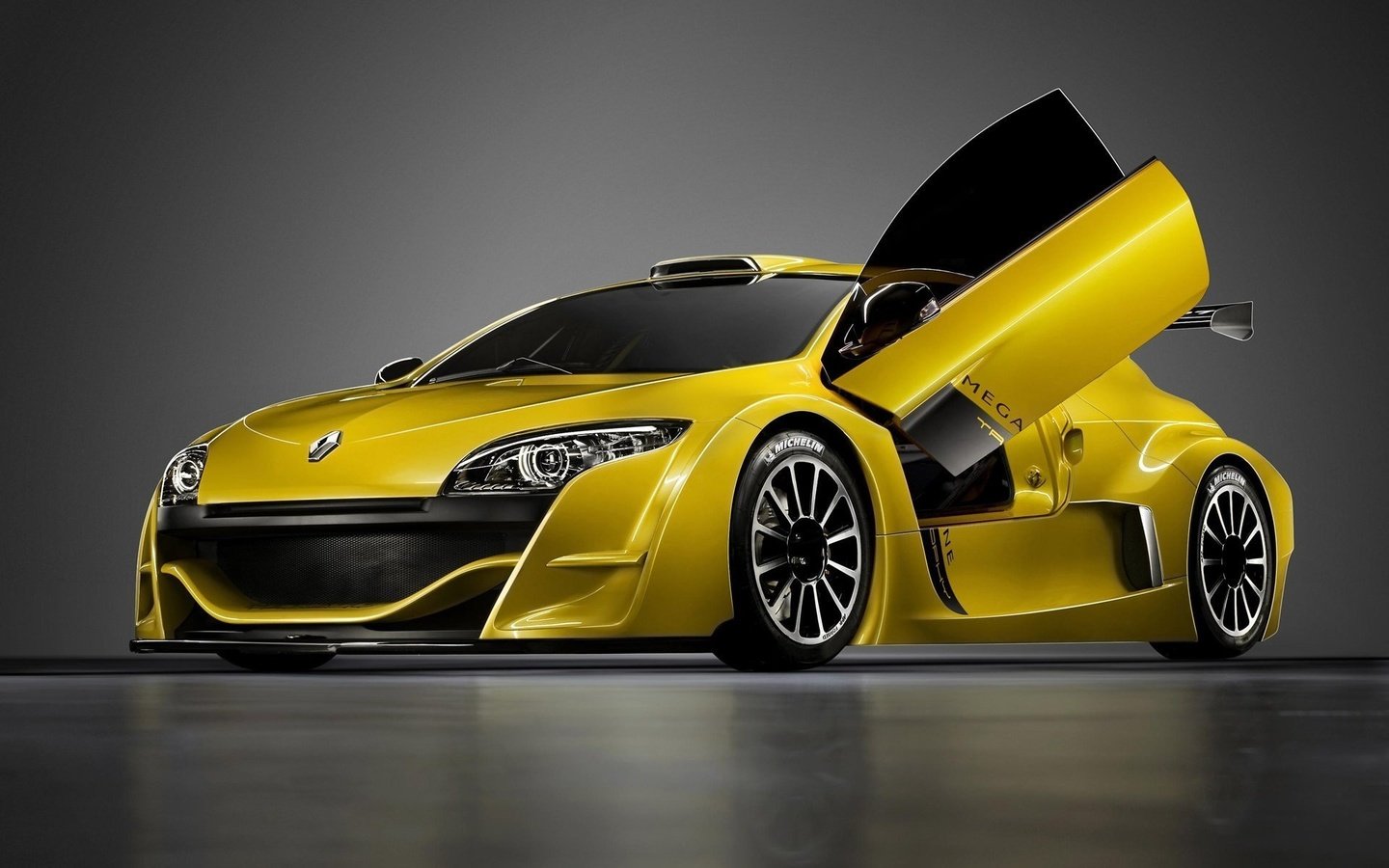 Обои желтый, показ, renault, yellow, the show разрешение 1920x1200 Загрузить