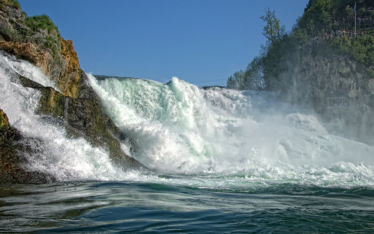 Обои швейцария, поток, рейнский водопад, rhine falls, switzerland, stream, the rhine falls разрешение 1920x1200 Загрузить