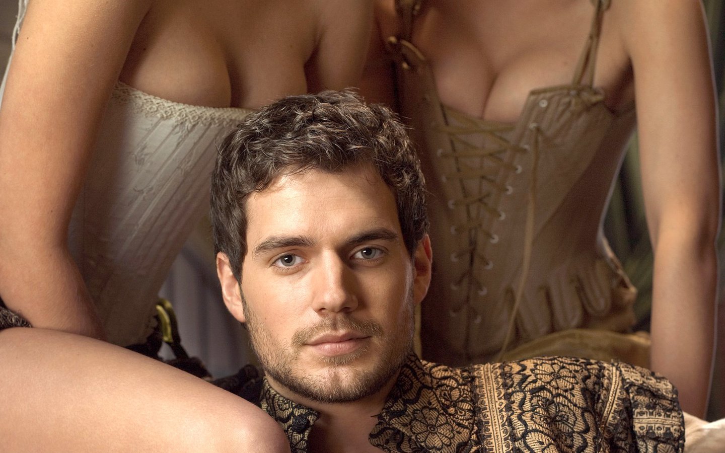 Обои актёр, грудь, мужчина, корсет, генри кавилл, actor, chest, male, corset, henry cavill разрешение 2560x1600 Загрузить