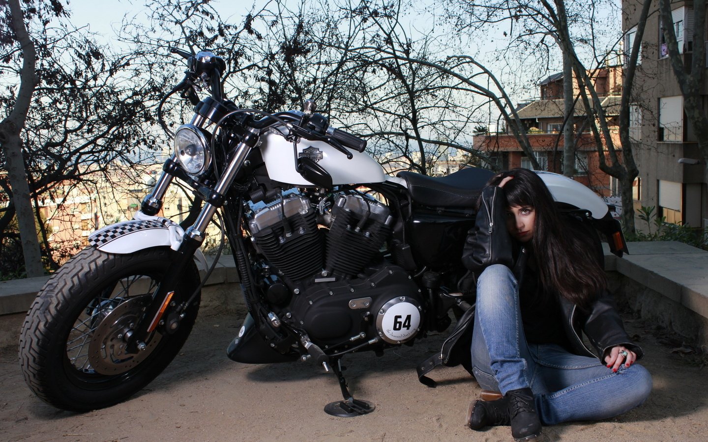 Обои девушка, улица, мотоцикл, girl, street, motorcycle разрешение 2560x1600 Загрузить