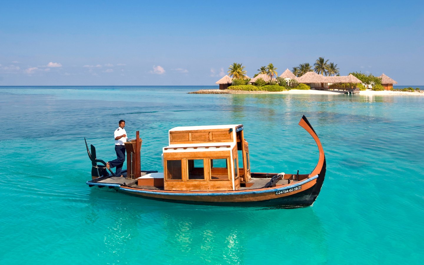 Обои море, лодка, отдых, остров, тропики, мальдивы, sea, boat, stay, island, tropics, the maldives разрешение 2803x2242 Загрузить