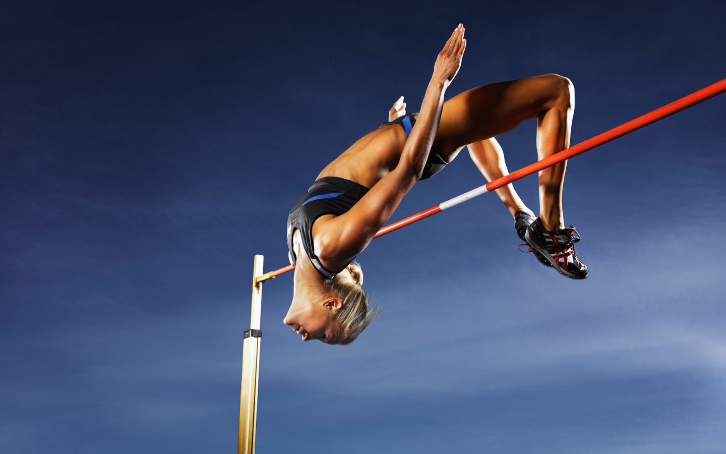 Обои женщины, спортсмены, прыжки в высоту, women, athletes, the jump разрешение 2048x1316 Загрузить
