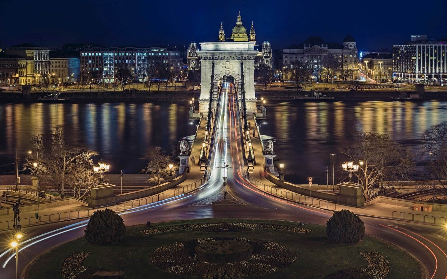 Обои венгрия, будапешт, дунай, цепной мост, ночь. огни, hungary, budapest, the danube, chain bridge, night. lights разрешение 2048x1383 Загрузить