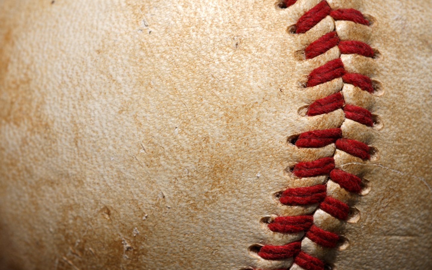 Обои кожа, мяч, нити, бейсбол, бал, softball, leather, the ball, thread, baseball, ball разрешение 3678x2592 Загрузить