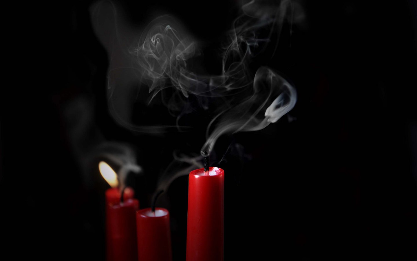 Обои свечи, пламя, макро, фон, огонь, пламя свечи, candles, flame, macro, background, fire, the flame of a candle разрешение 2048x1360 Загрузить