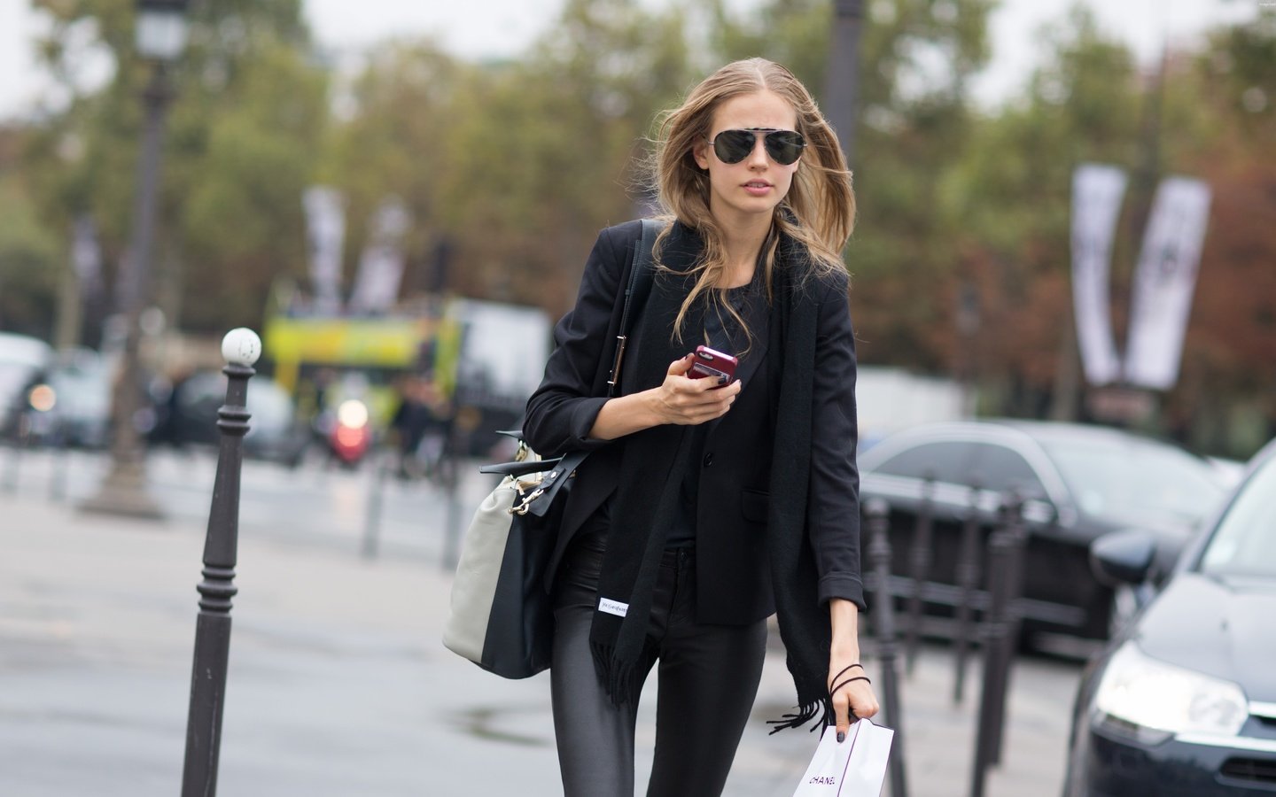 Обои очки, улица, модель, elisabeth erm, элизабет эрм, glasses, street, model, elizabeth erm разрешение 5383x3146 Загрузить