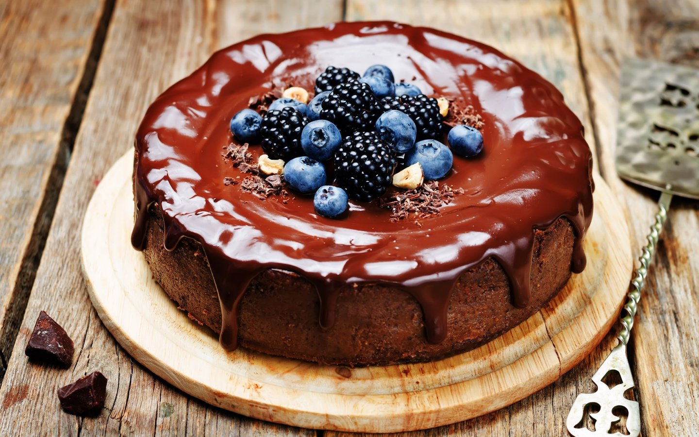 Обои черника, шоколад, сладкое, торт, десерт, пирог, ежевика, blueberries, chocolate, sweet, cake, dessert, pie, blackberry разрешение 4928x3264 Загрузить