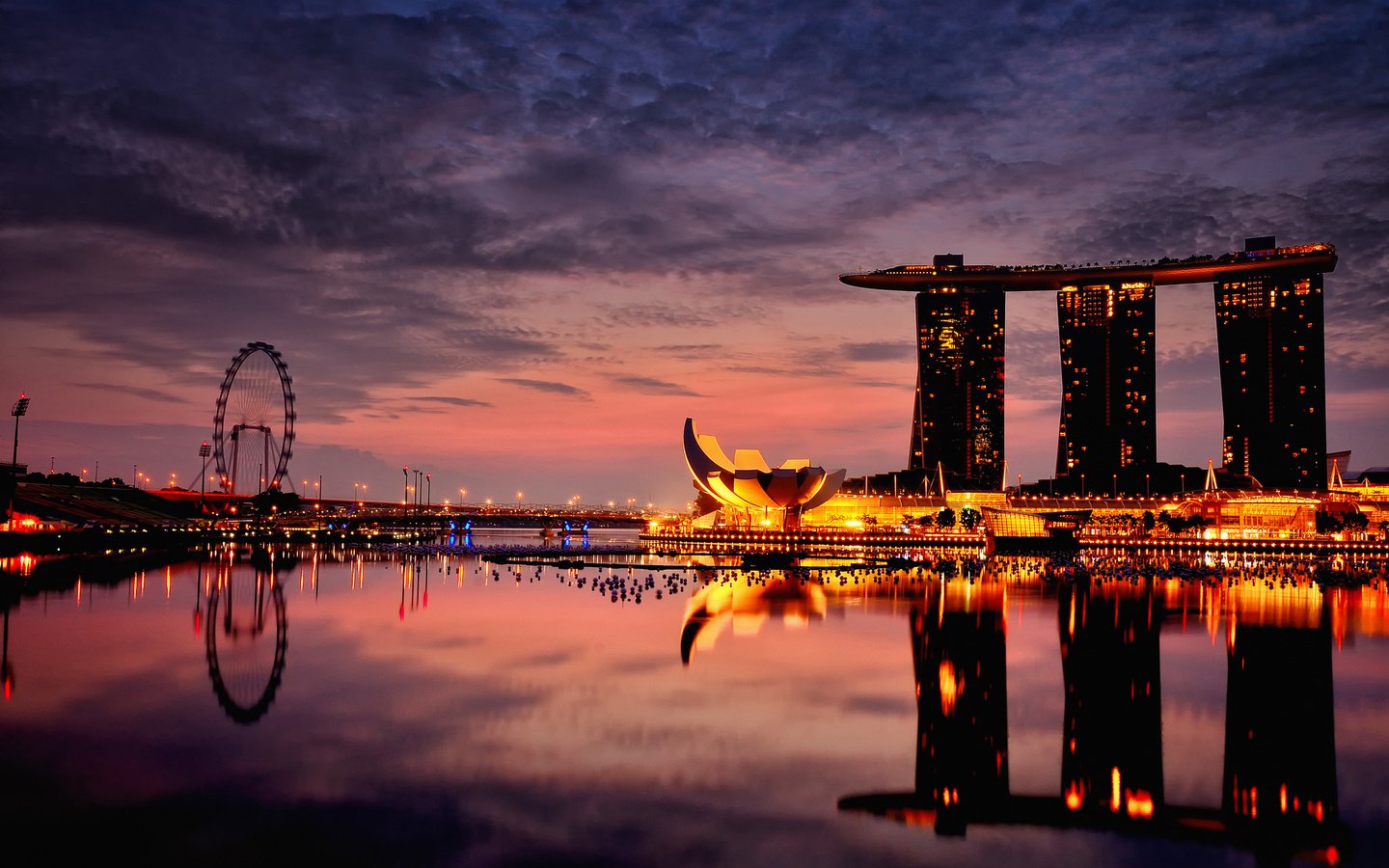 Обои ночь, вечер, город, отель, сингапур, night, the evening, the city, the hotel, singapore разрешение 2048x1356 Загрузить