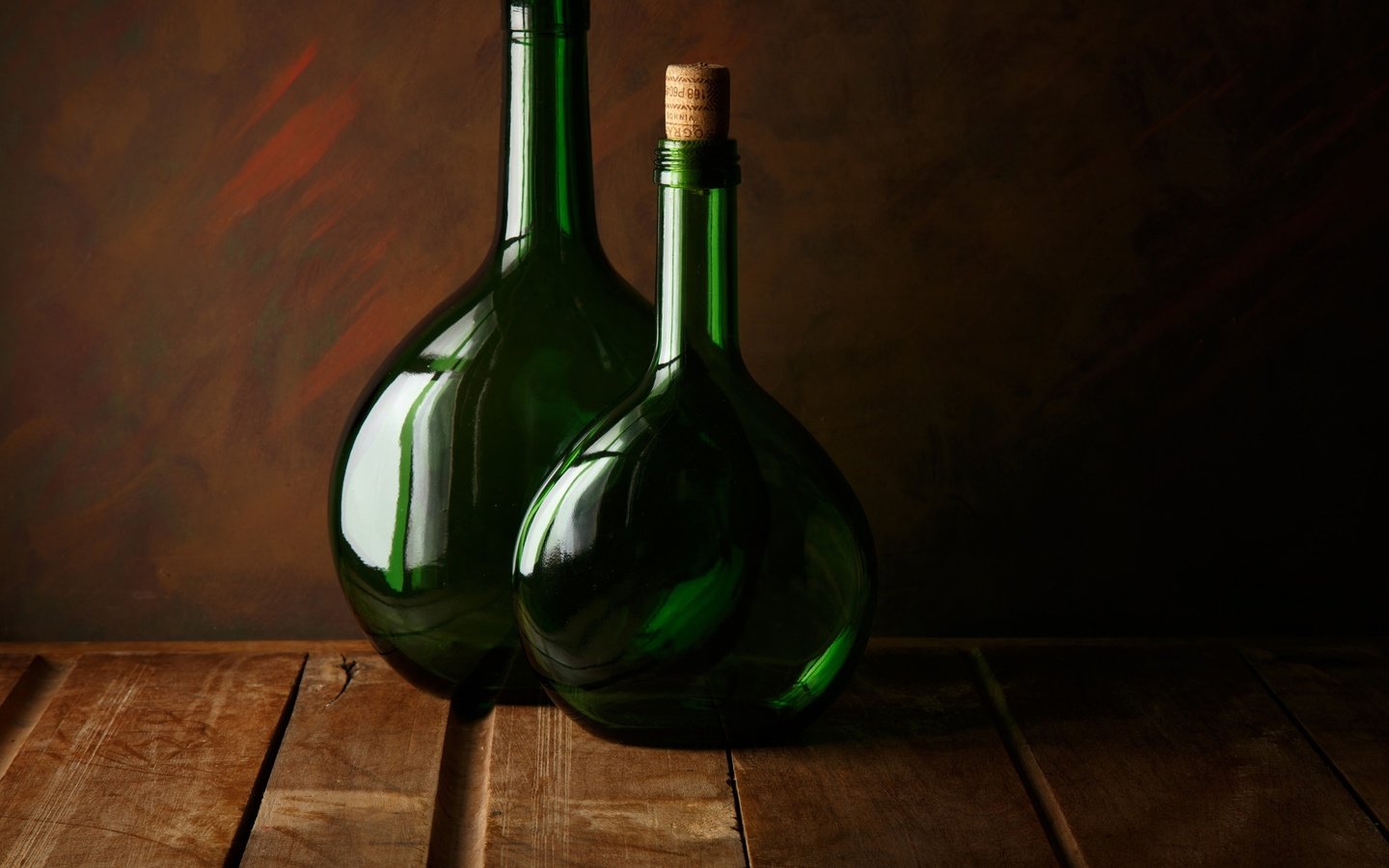 Обои стекло, бутылки, две, пробки, two green bottles, glass, bottle, two, tube разрешение 2048x1504 Загрузить