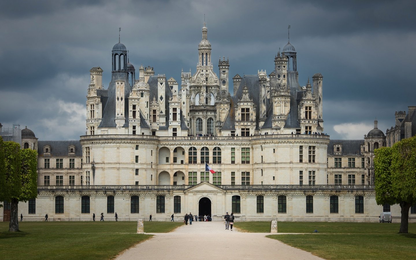 Обои архитектура, франция, замок шамбор, долина луары, architecture, france, chambord castle, the loire valley разрешение 1974x1134 Загрузить