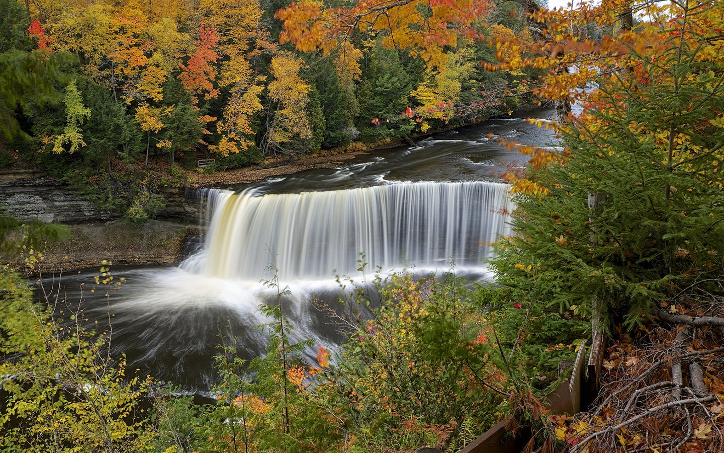 Обои река, природа, лес, водопад, осень, river, nature, forest, waterfall, autumn разрешение 1920x1200 Загрузить