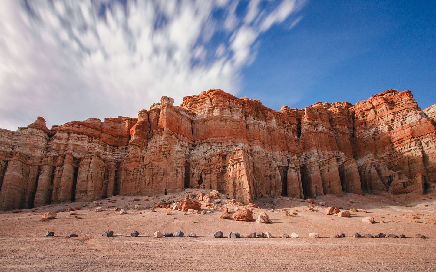 Обои скалы, пейзаж, пустыня, каньон, ка­ли­фор­нийс­кая, candice c. montgomery, mojavered rock canyon, каньон ред-рок, rocks, landscape, desert, canyon, california, canyon red rock разрешение 1920x1200 Загрузить