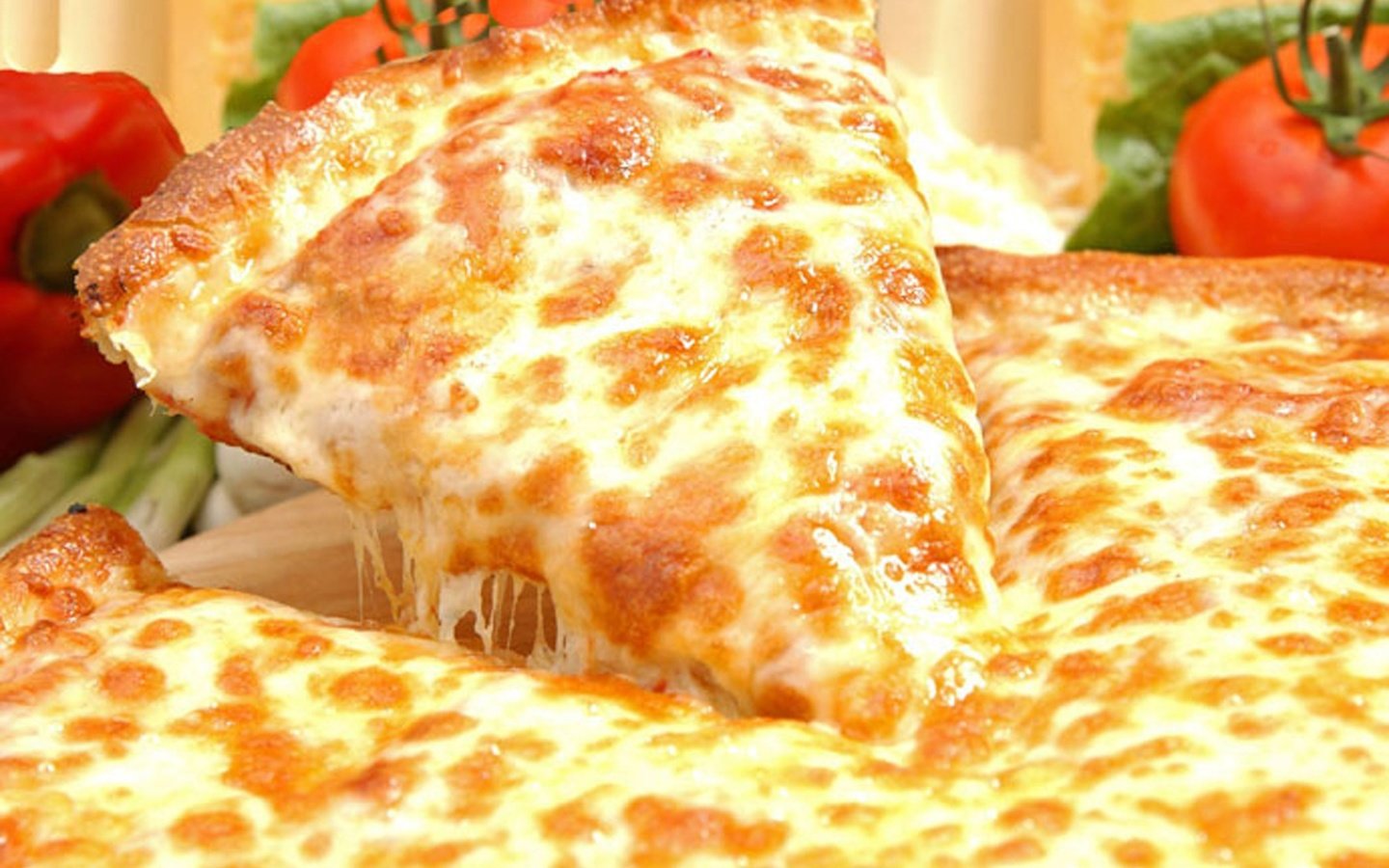 Обои сыр, выпечка, помидоры, пицца, cheese, cakes, tomatoes, pizza разрешение 2875x1875 Загрузить