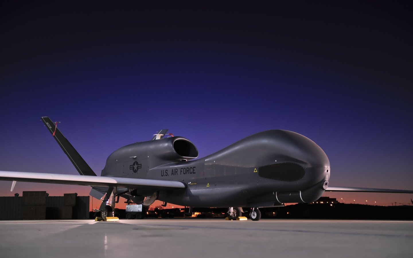 Обои сша, беспилотный летательный аппарат, northrop grumman rq-4, uav, usa, unmanned aerial vehicle разрешение 4256x2832 Загрузить