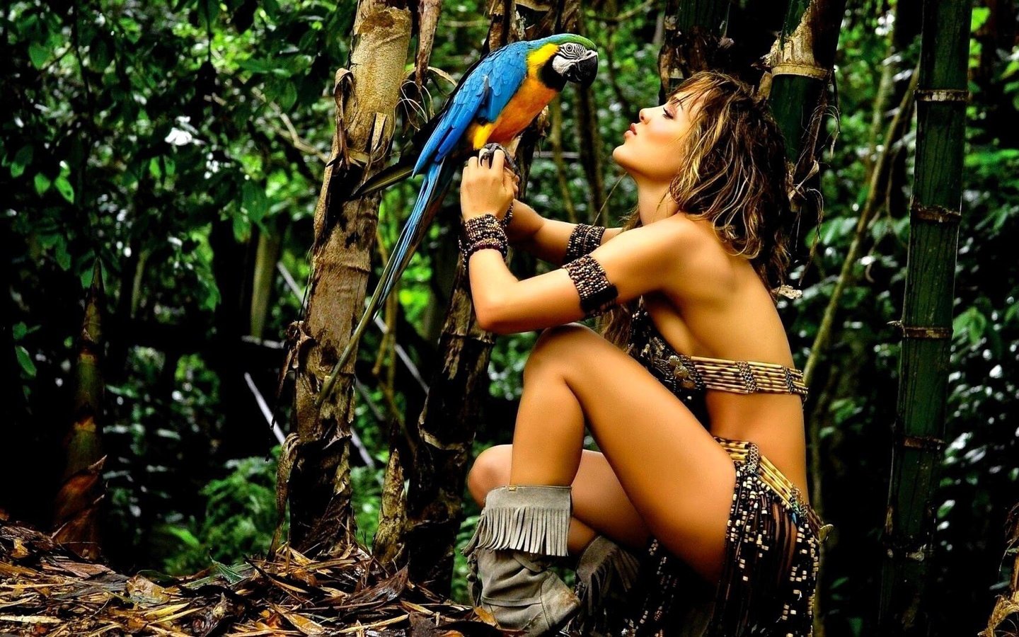 Обои природа, девушка, модель, птица, тропики, попугай, амазонка, nature, girl, model, bird, tropics, parrot, amazon разрешение 1920x1080 Загрузить