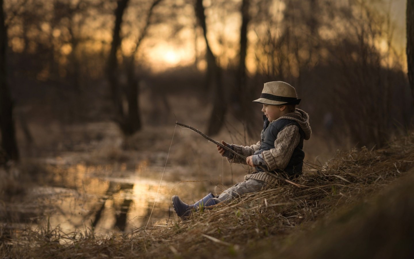 Обои река, природа, закат, мальчик, шляпа, рыбалка, рыбак, iwona_podlasinska, river, nature, sunset, boy, hat, fishing, fisherman разрешение 2048x1536 Загрузить