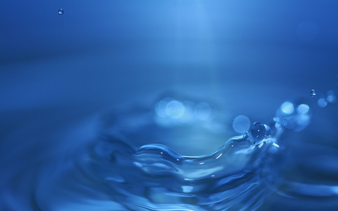 Обои вода, фон, синий, капли, цвет, брызги, всплеск, 3d графика, water, background, blue, drops, color, squirt, splash, 3d graphics разрешение 2560x1600 Загрузить