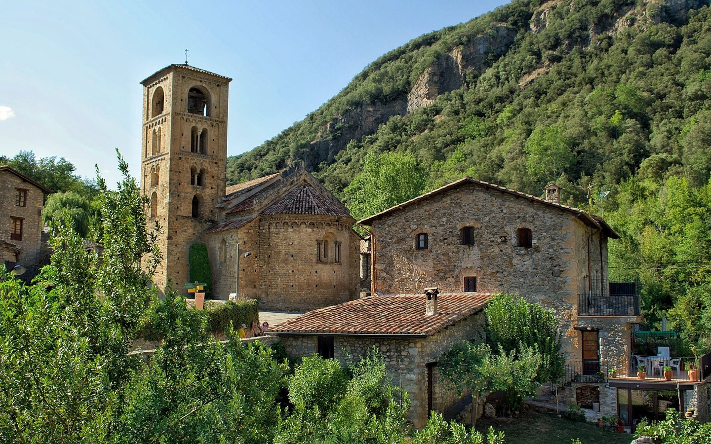 Обои beget
catalunya, beget
catalunya разрешение 2304x1536 Загрузить