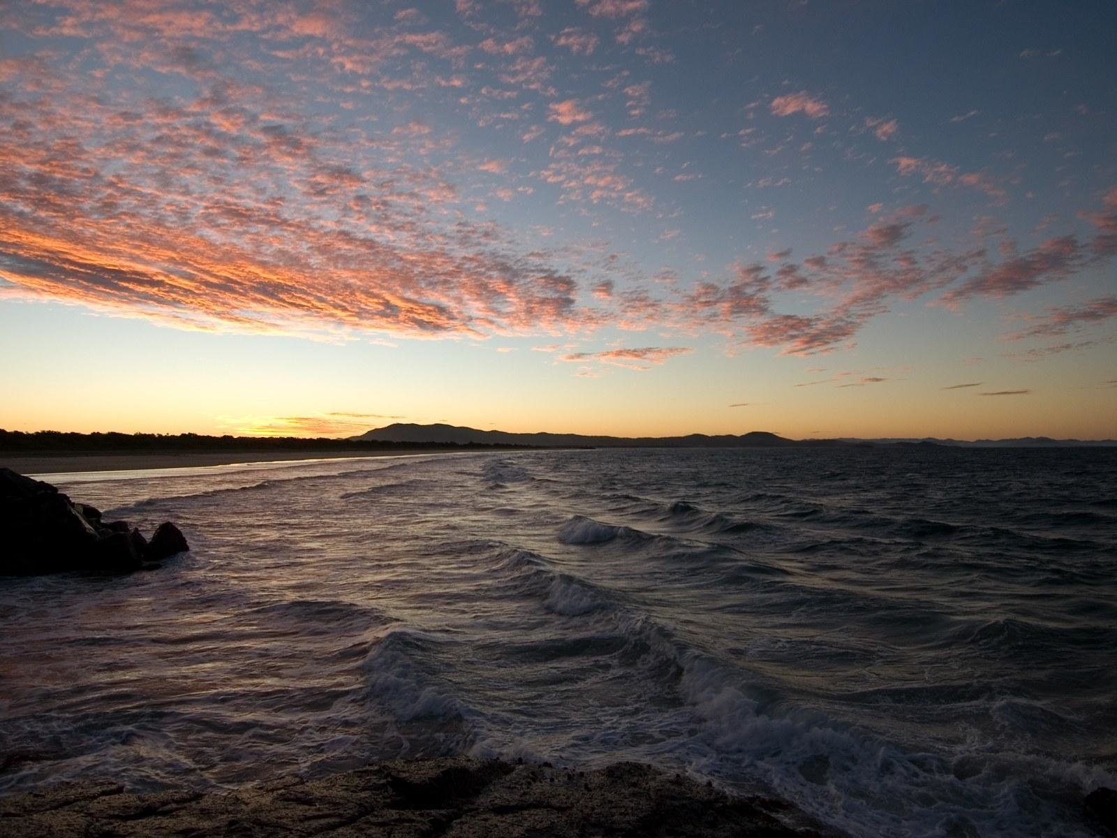 Обои вечер, природа, камни, волны, закат, пейзаж, море, лето, the evening, nature, stones, wave, sunset, landscape, sea, summer разрешение 1920x1200 Загрузить