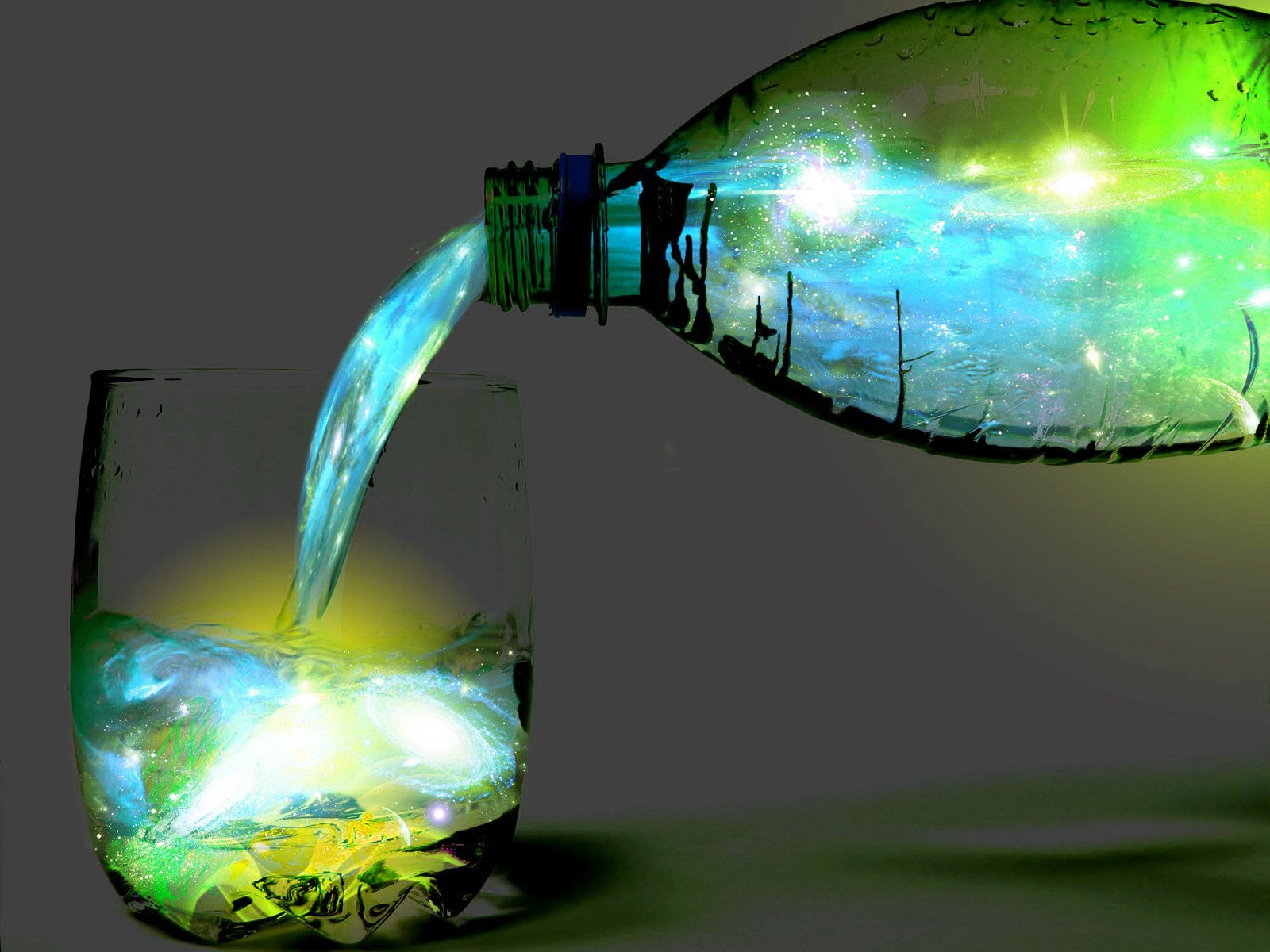 Обои вселенная, стакан, бутылка, the universe, glass, bottle разрешение 2000x1690 Загрузить