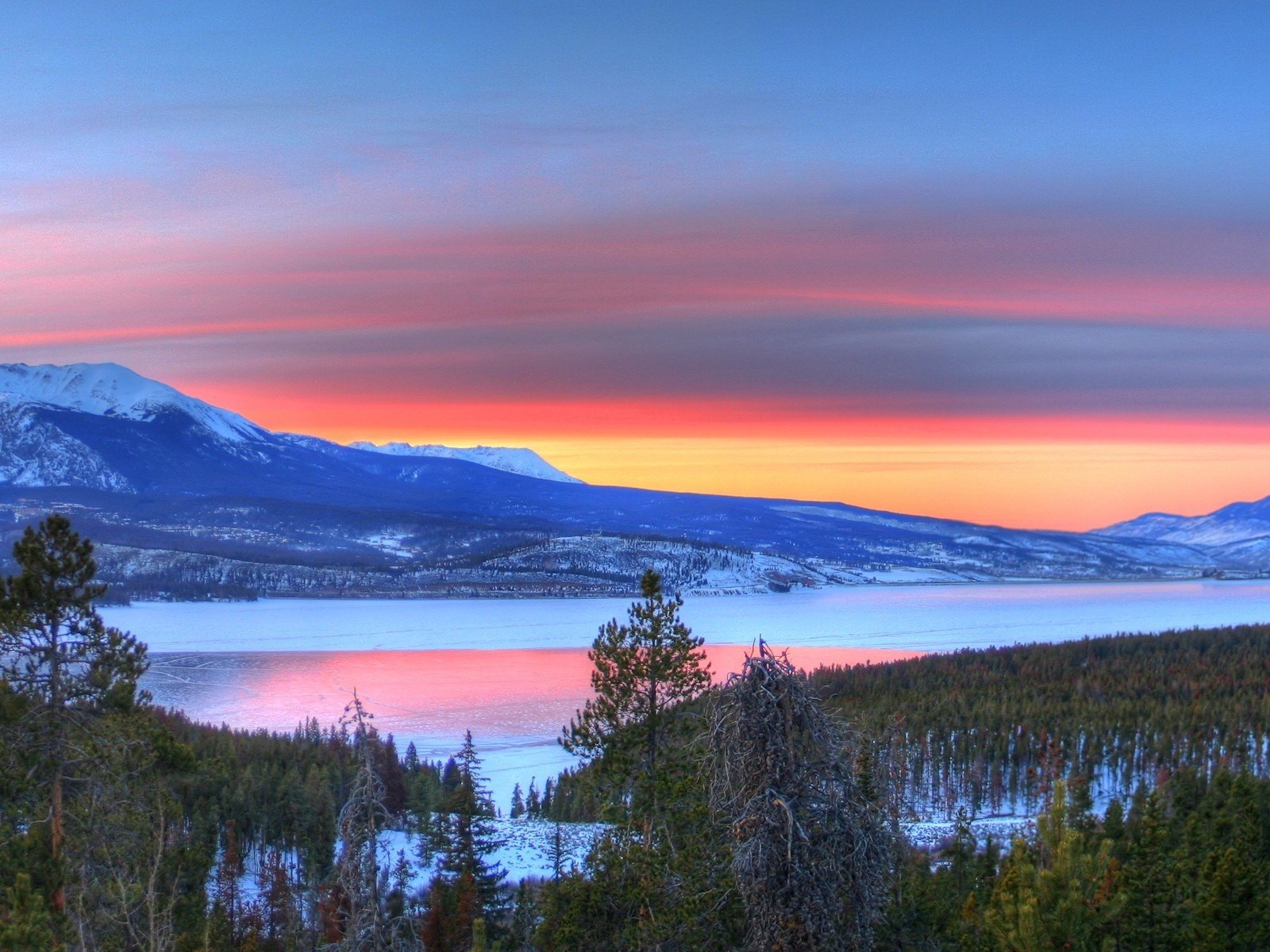 Обои озеро, закат, зима, lake, sunset, winter разрешение 3200x1200 Загрузить