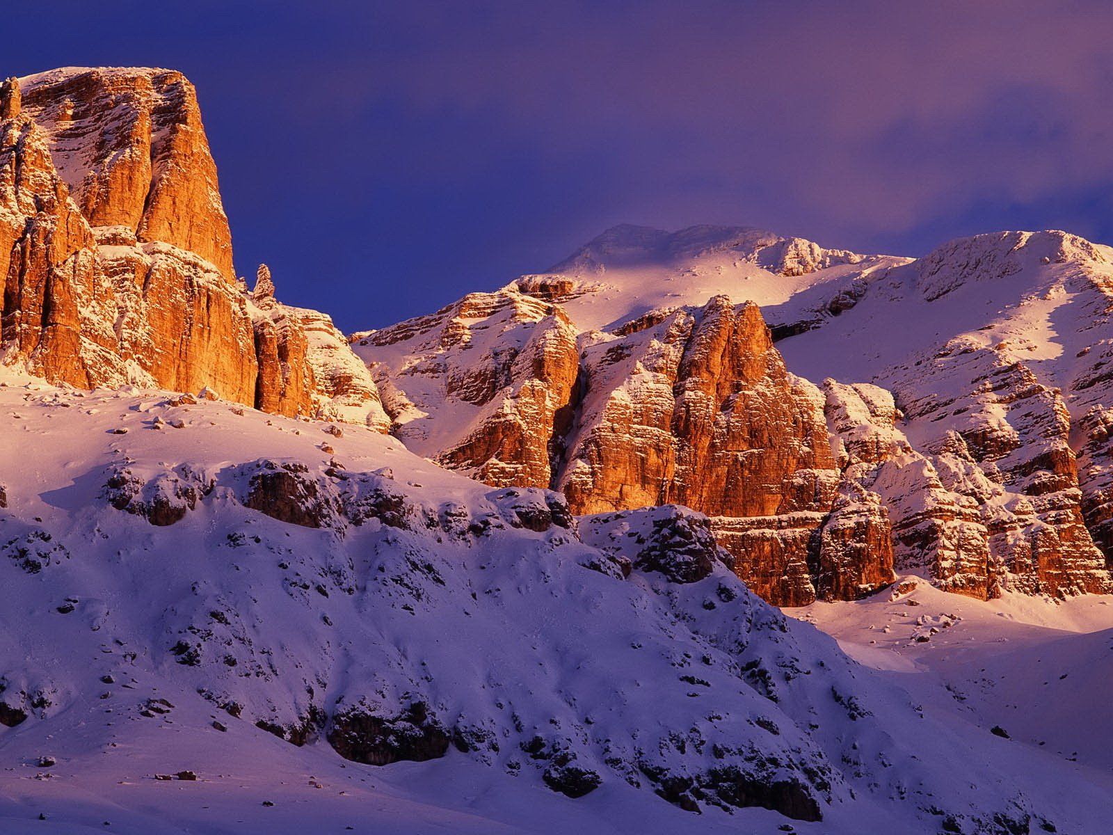 Обои небо, горы, снег, снежные вершины, the sky, mountains, snow, snowy peaks разрешение 1920x1200 Загрузить