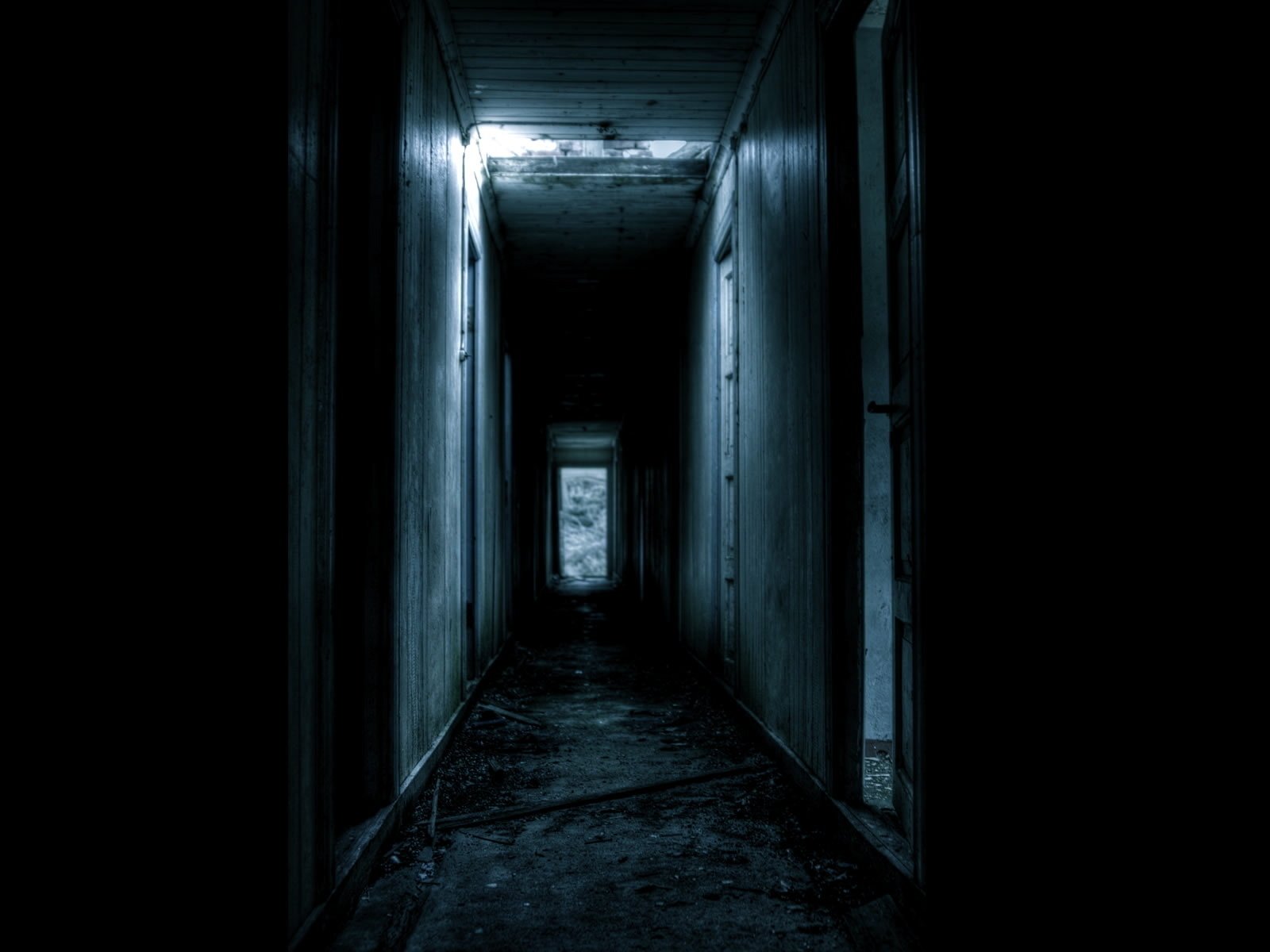Обои развалины, темнота, коридор, двери, мрачно, the ruins, darkness, corridor, door, gloomy разрешение 1920x1200 Загрузить