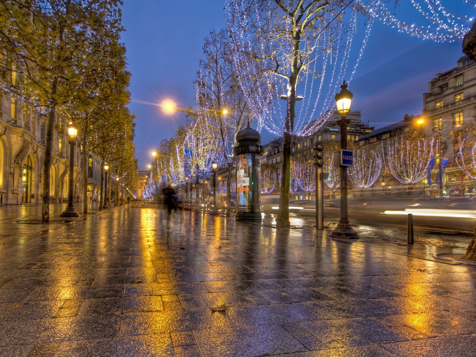 Обои фонари, париж, улица, франция, lights, paris, street, france разрешение 3654x2592 Загрузить