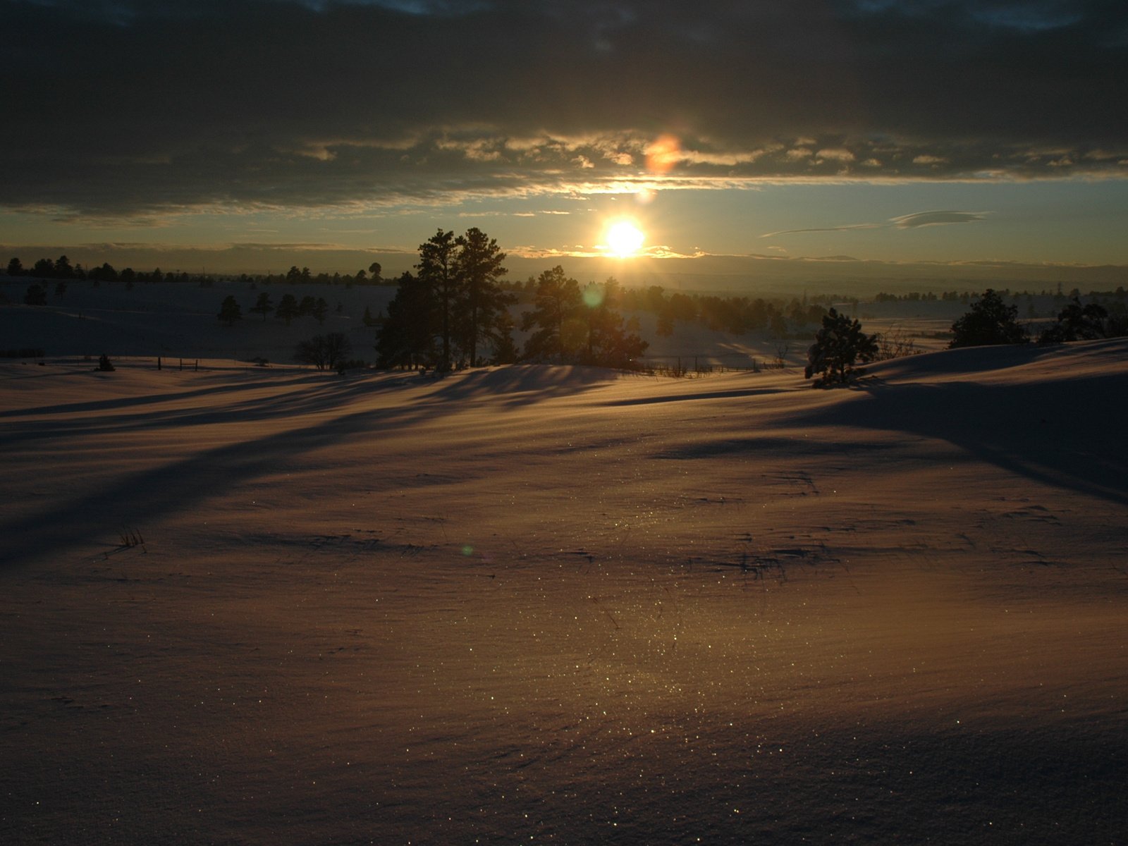 Обои солнце, снег, зима, фото, пейзажи, the sun, snow, winter, photo, landscapes разрешение 1920x1200 Загрузить