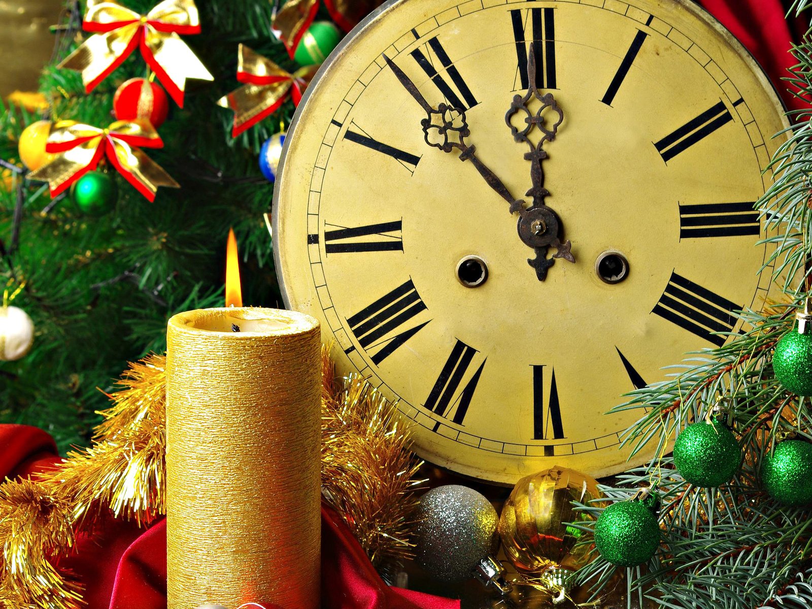 Обои новый год, елка, зима, часы, свеча, новогодний, new year, tree, winter, watch, candle, christmas разрешение 2560x1600 Загрузить