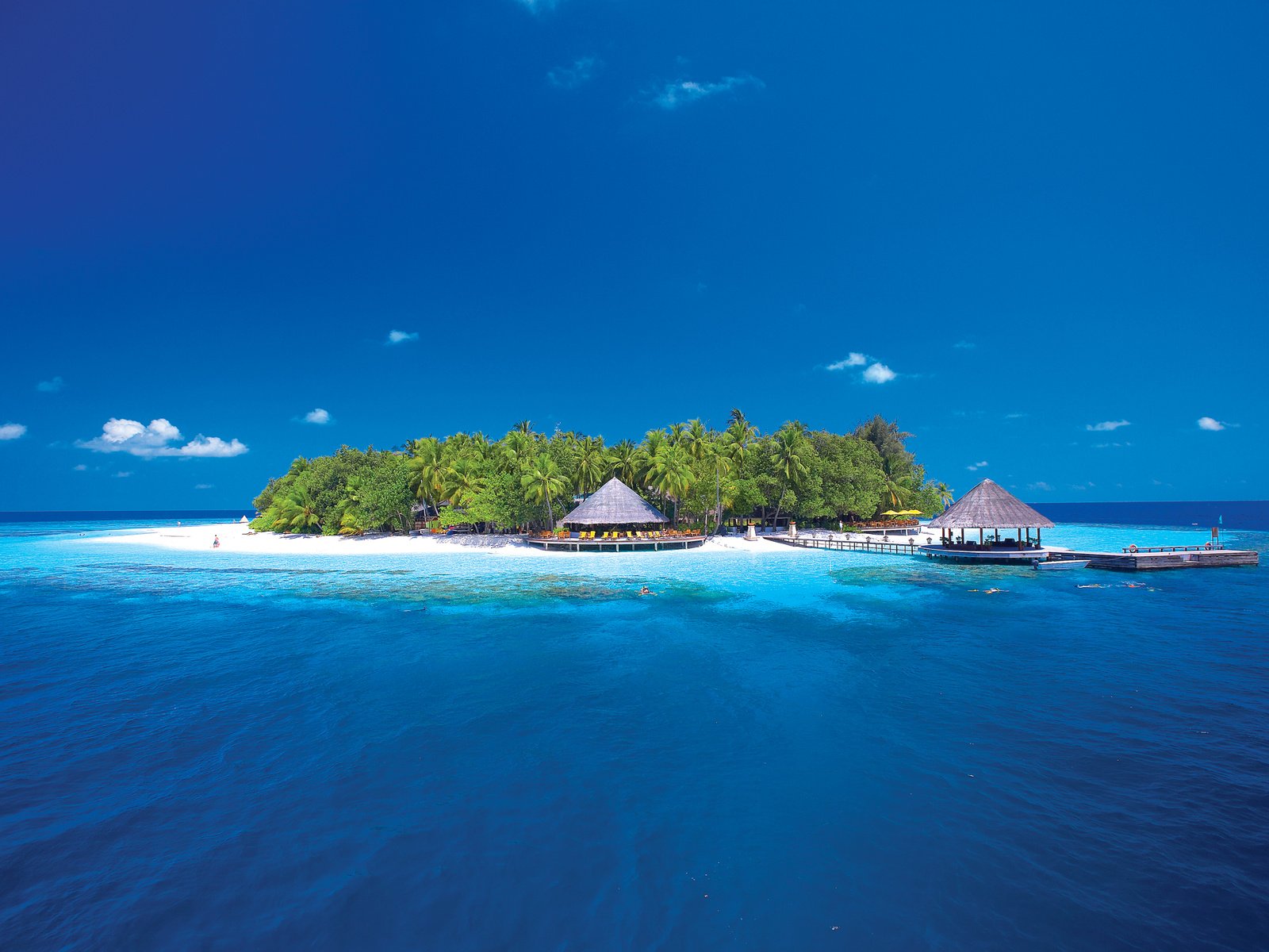 Обои пляж, остров, тропики, мальдивы, beach, island, tropics, the maldives разрешение 2362x1571 Загрузить