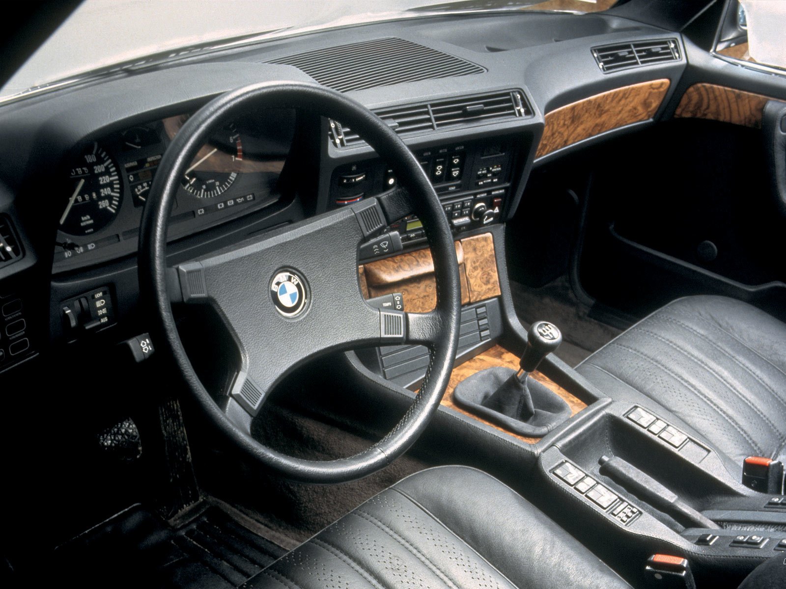 Bmw e23 рестайлинг отличия