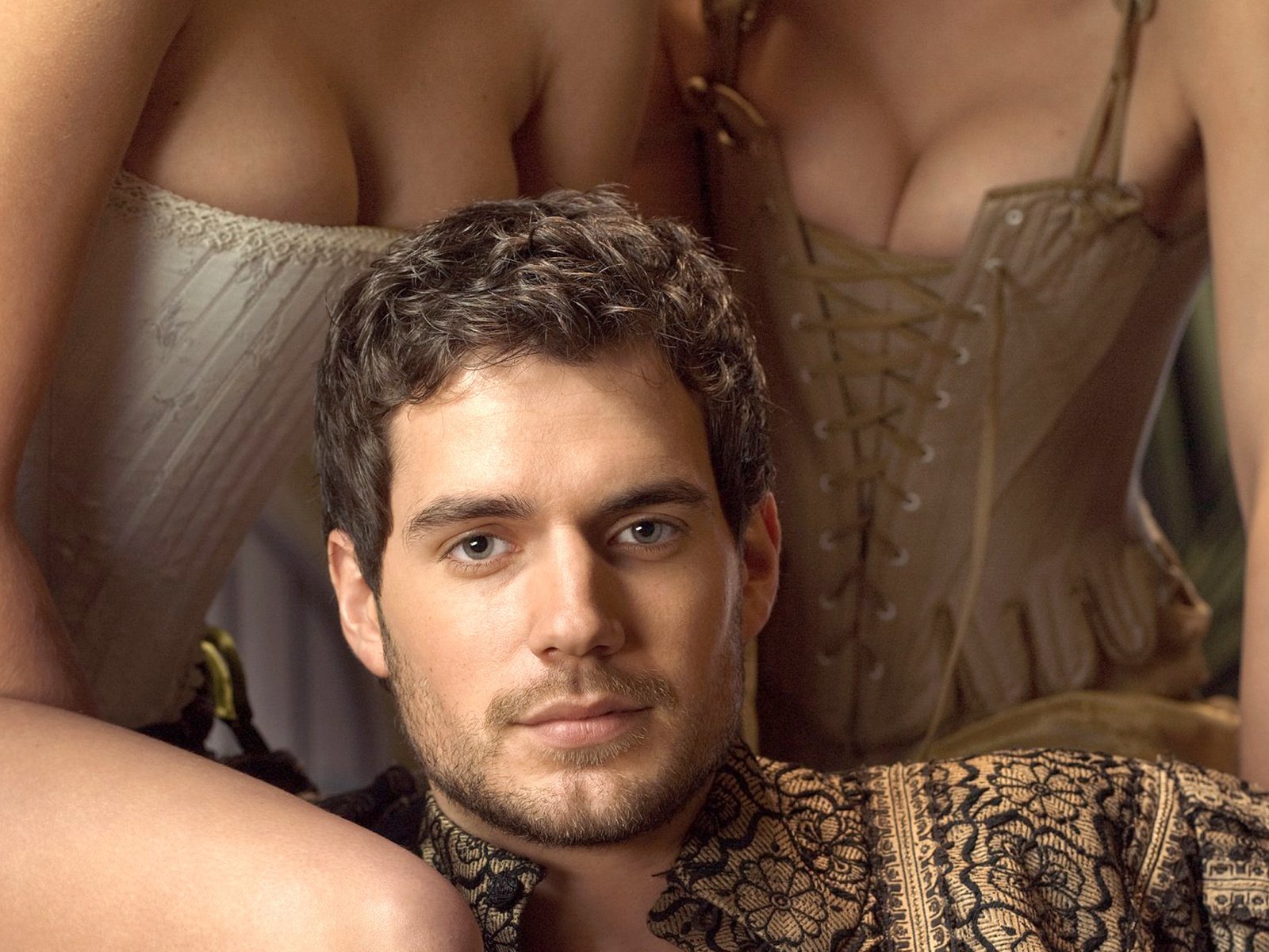 Обои актёр, грудь, мужчина, корсет, генри кавилл, actor, chest, male, corset, henry cavill разрешение 2560x1600 Загрузить