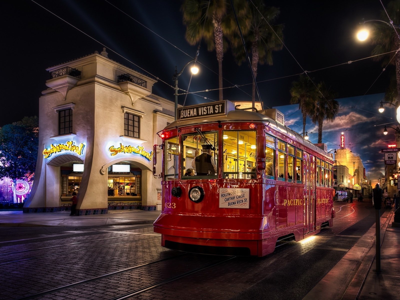 Обои ночной город, экскурсионный трамвай, night city, sightseeing tram разрешение 2560x1600 Загрузить