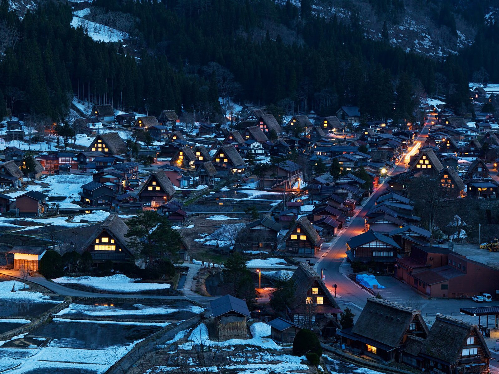 Обои свет, ночь, огни, город, деревня, япония, дома, токио, light, night, lights, the city, village, japan, home, tokyo разрешение 1920x1200 Загрузить