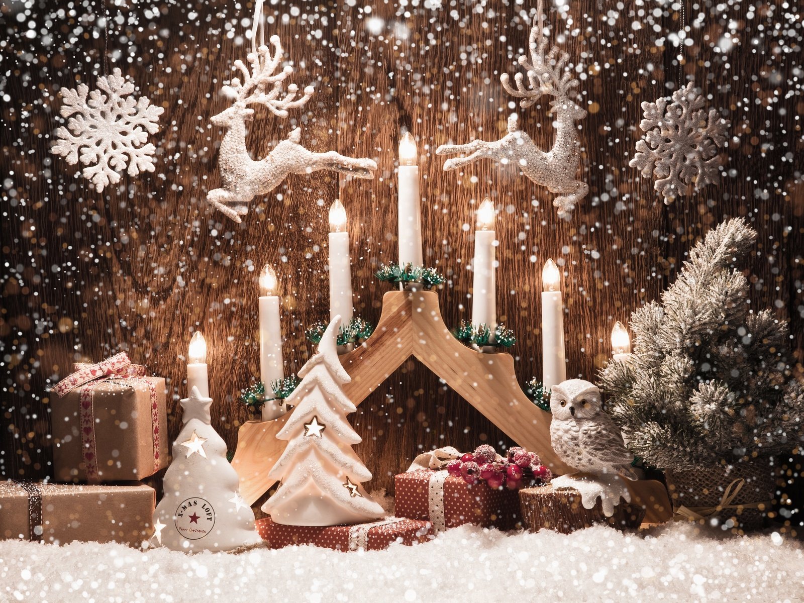 Обои свечи, снежинки, игрушки, олени, счастливого рождества, candles, snowflakes, toys, deer, merry christmas разрешение 5616x3744 Загрузить
