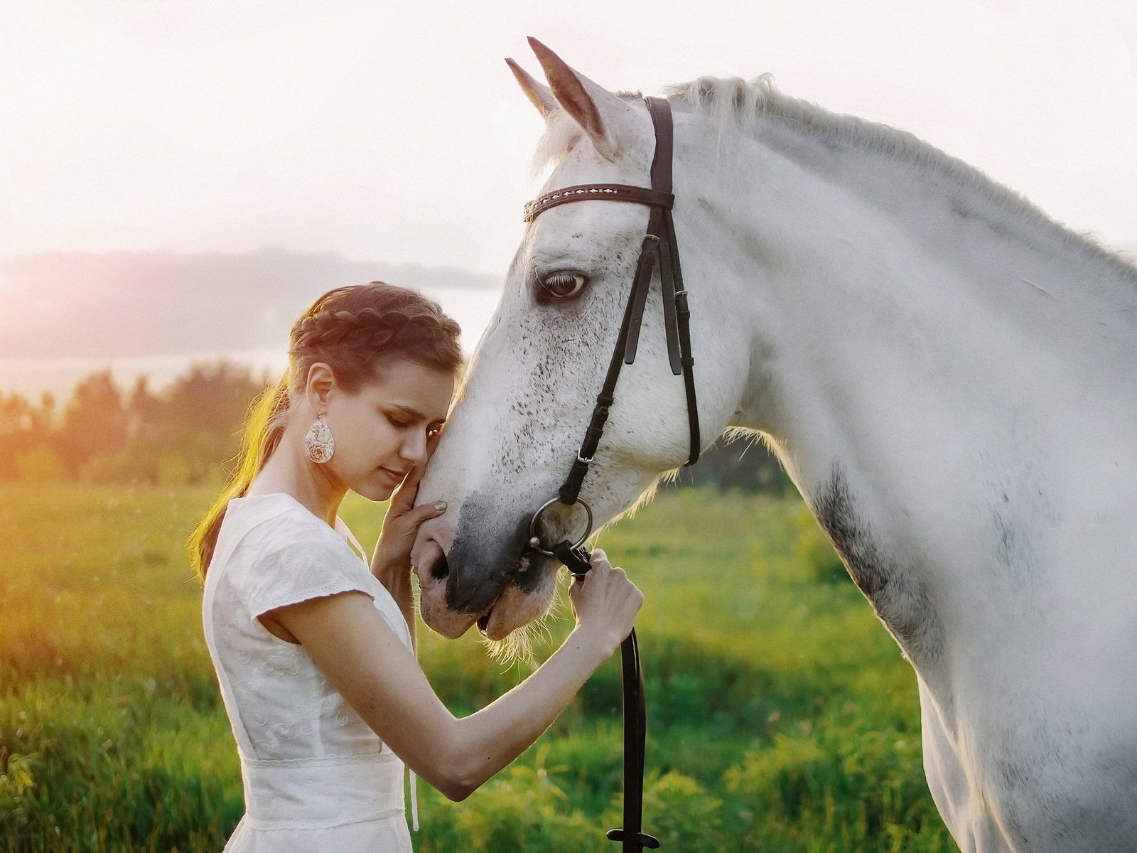 Обои лошадь, природа, девушка, портрет, лето, конь, натали, yevgen shatalov, horse, nature, girl, portrait, summer, natalie разрешение 2048x1365 Загрузить