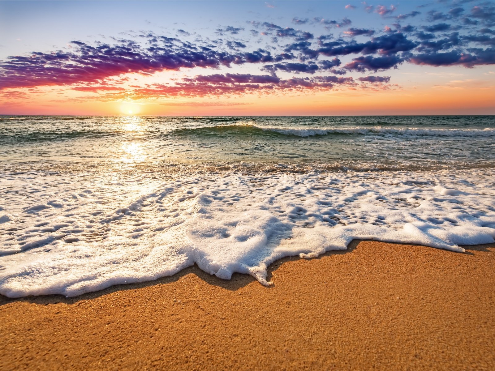 Обои небо, закат, море, пляж, волна, песка, the sky, sunset, sea, beach, wave, sand разрешение 2880x1921 Загрузить