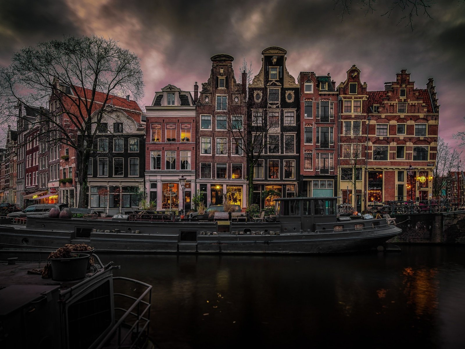 Обои канал, дома, нидерланды, амстердам, channel, home, netherlands, amsterdam разрешение 2048x1365 Загрузить