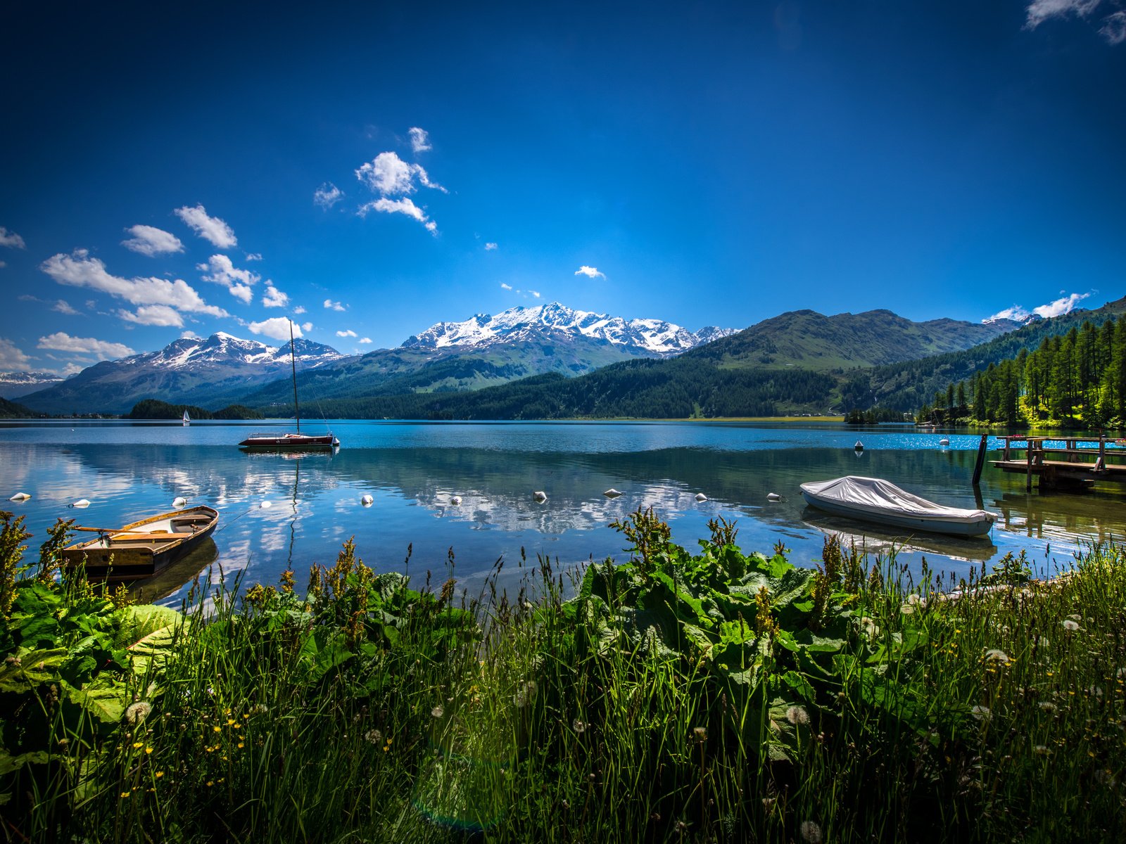 Обои небо, облака, озеро, горы, швейцария, лодки, альпы, the sky, clouds, lake, mountains, switzerland, boats, alps разрешение 6016x4016 Загрузить