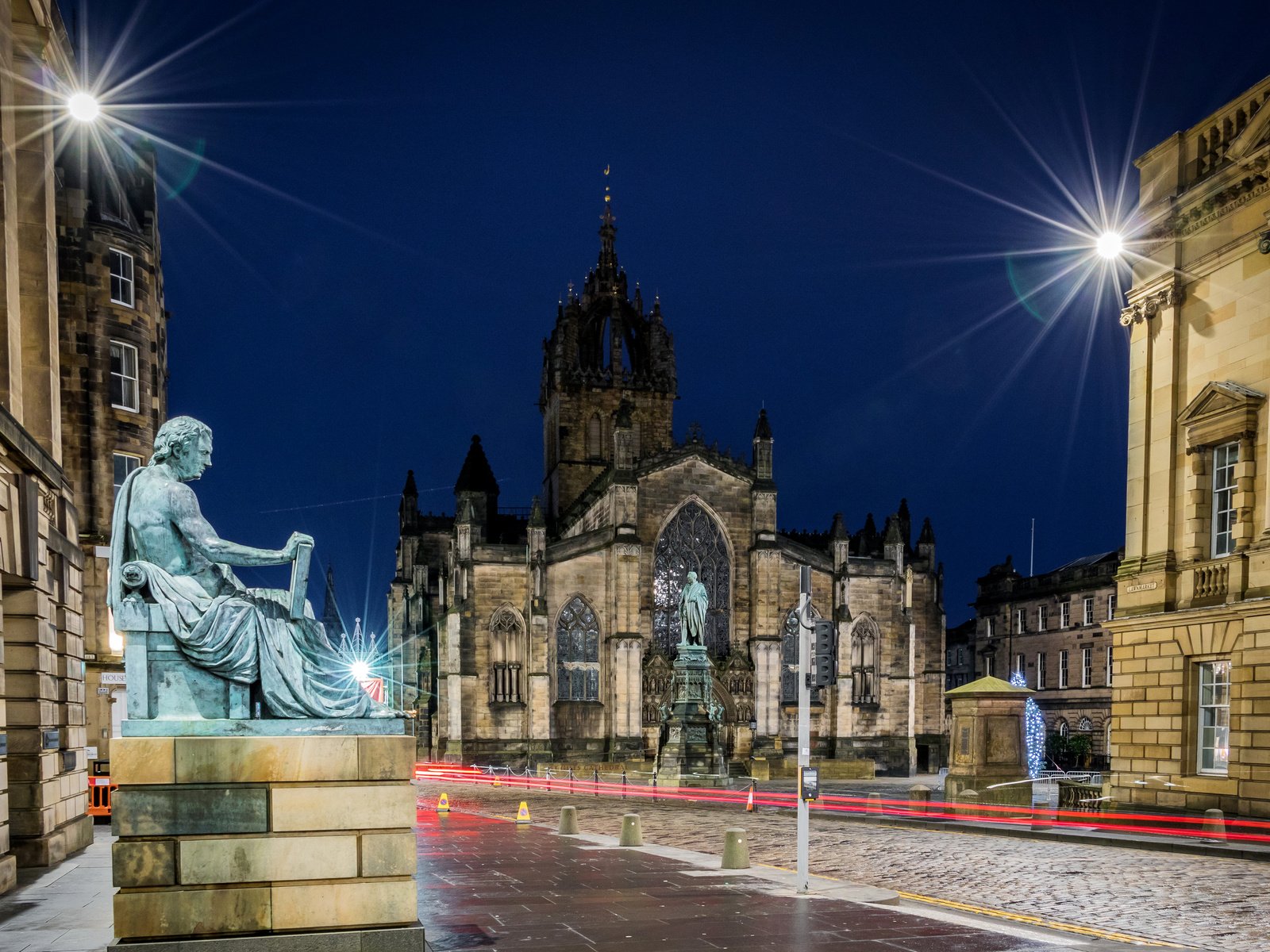 Обои ночь, эдинбург, храм, уличные фонари, собор, st giles' cathedral, эдинбургский собор, город, дома, улица, памятник, шотландия, night, edinburgh, temple, street lights, cathedral, the city, home, street, monument, scotland разрешение 4005x2590 Загрузить