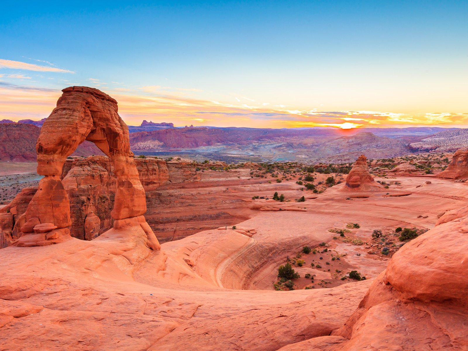 Обои скалы, пейзаж, каньон, юта, национальный парк арки, rocks, landscape, canyon, utah, arches national park разрешение 3840x2400 Загрузить